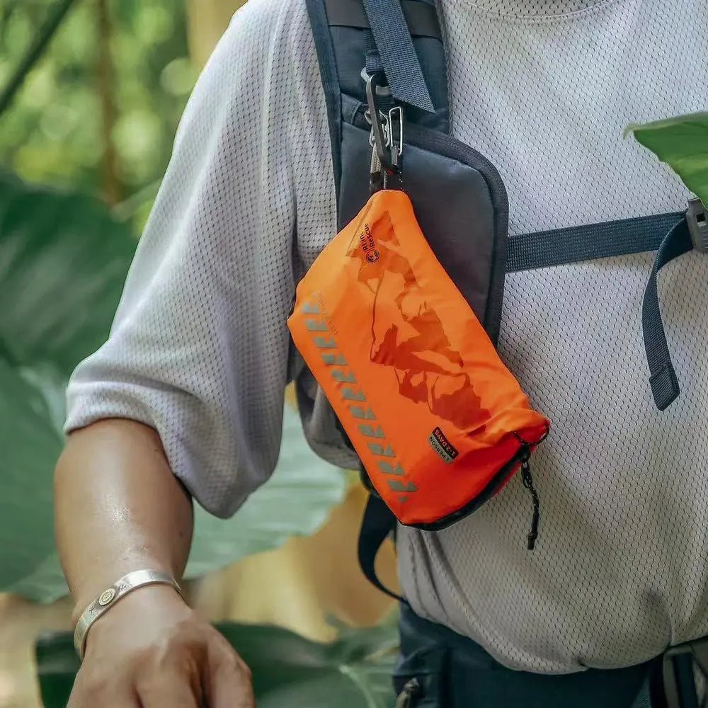 Ulkoilun Ensiapupakkaus I vedenpitävä I 180g | 38 osaa - Medrescue Gear